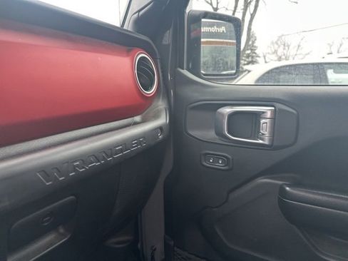 Used 2021 Jeep Wrangler Unlimited Rubicon image 11