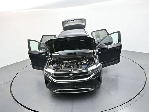 Used 2024 Volkswagen Taos SE FWD image 43