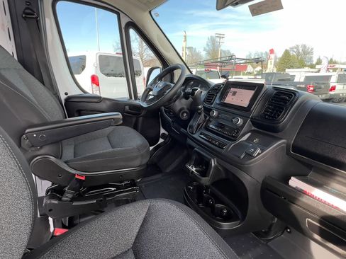 Used 2023 RAM ProMaster 2500 image 22