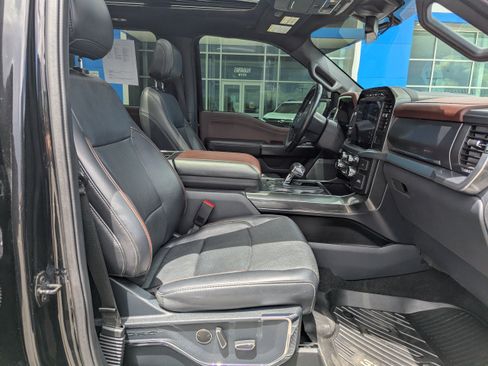 Used 2021 Ford F150 Lariat w/ Equipment Group 502A High AWD/4WD image 43