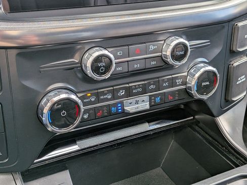 Certified 2025 Ford F150 Lariat w/ FX4 Off-Road Package AWD/4WD image 25