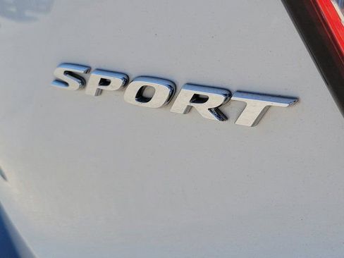 Used 2022 Honda HR-V Sport image 12
