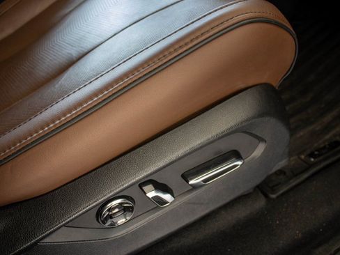 Used 2024 Acura MDX SH-AWD w/ Advance Package image 37