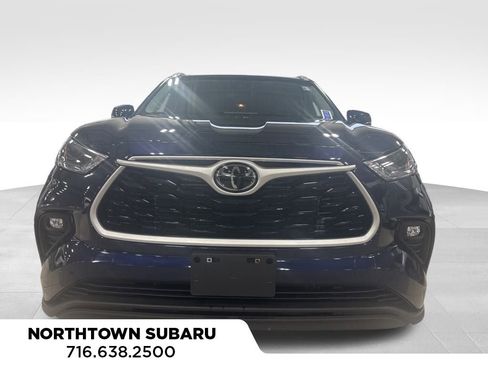 Used 2023 Toyota Highlander L image 9