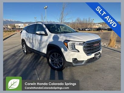 Used 2024 GMC Terrain SLT