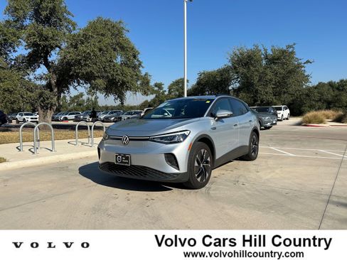 Used 2022 Volkswagen ID.4 Pro image 1