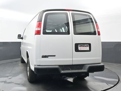 Used 2020 Chevrolet Express 2500 w/ Driver Convenience Package image 4