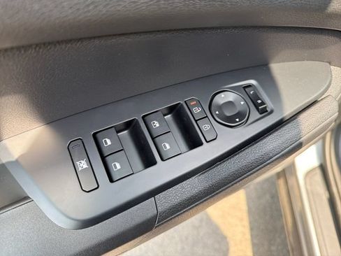 New 2026 Kia Sportage LX FWD image 17