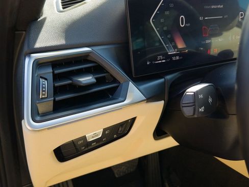 Used 2023 BMW 330i Sedan w/ Convenience Package image 13