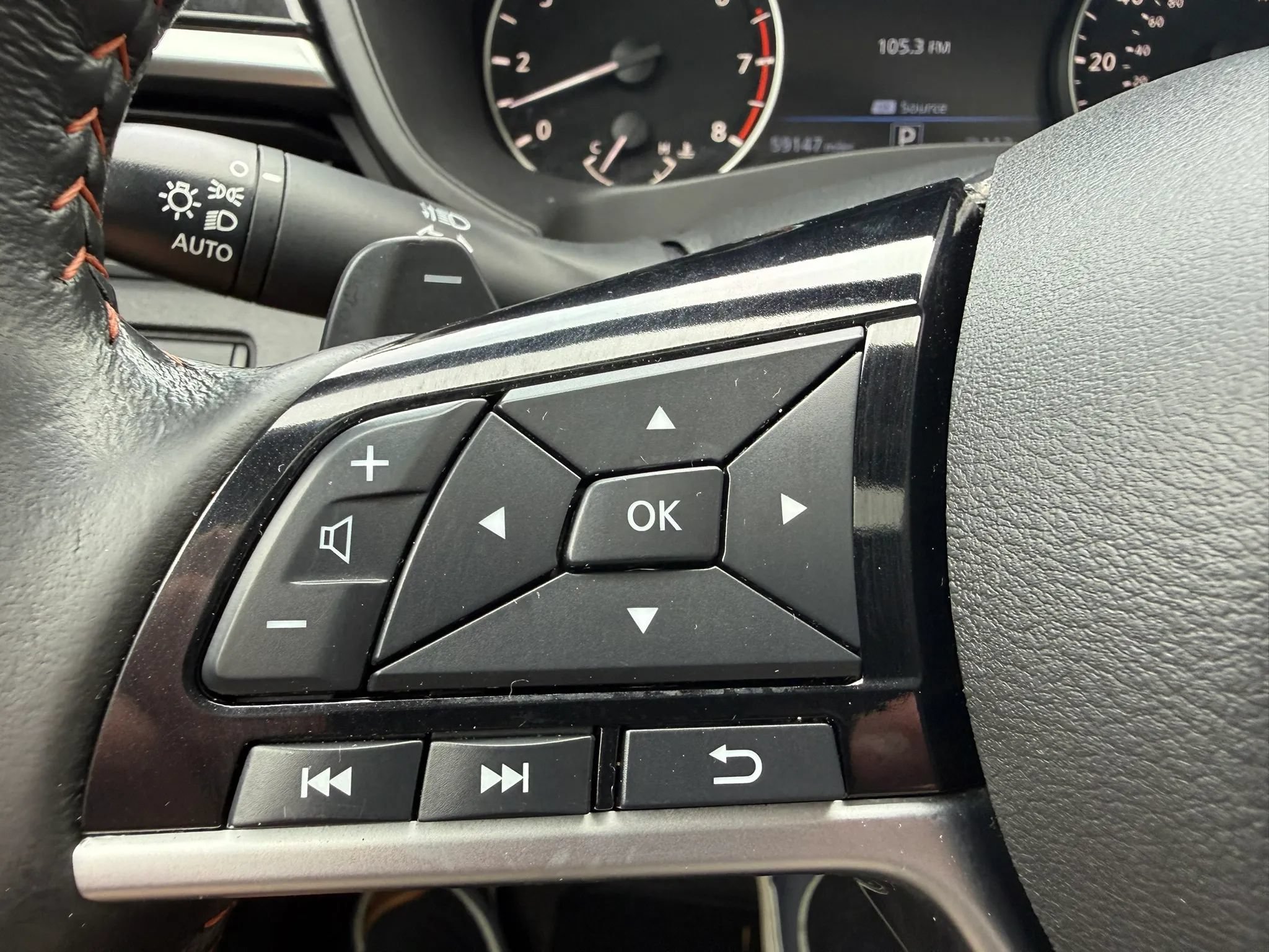 Used 2023 Nissan Altima 2.5 SR w/ SR Premium Package FWD image 24