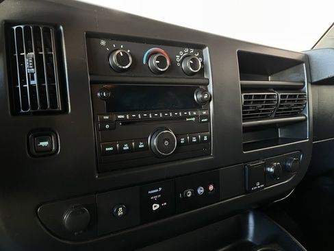 Used 2017 Chevrolet Express 2500 LS image 32