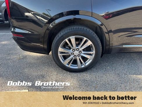 Used 2024 Cadillac XT6 Premium Luxury w/ Technology Package AWD/4WD image 13