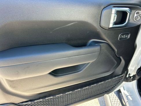 New 2026 Jeep Gladiator Sport image 19