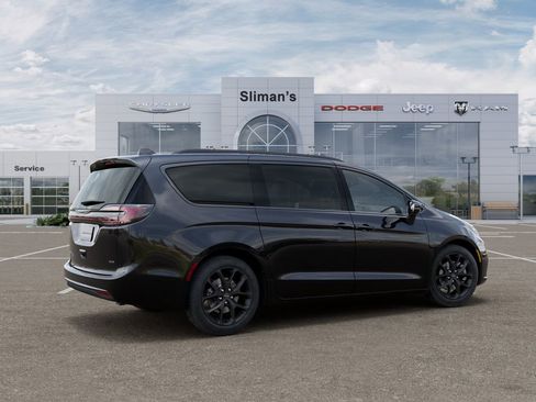 New 2026 Chrysler Pacifica Select w/ S Appearance Package AWD/4WD image 4