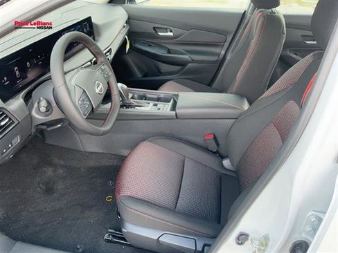 New 2026 Nissan Sentra SR w/ SR All Weather Package FWD image 32