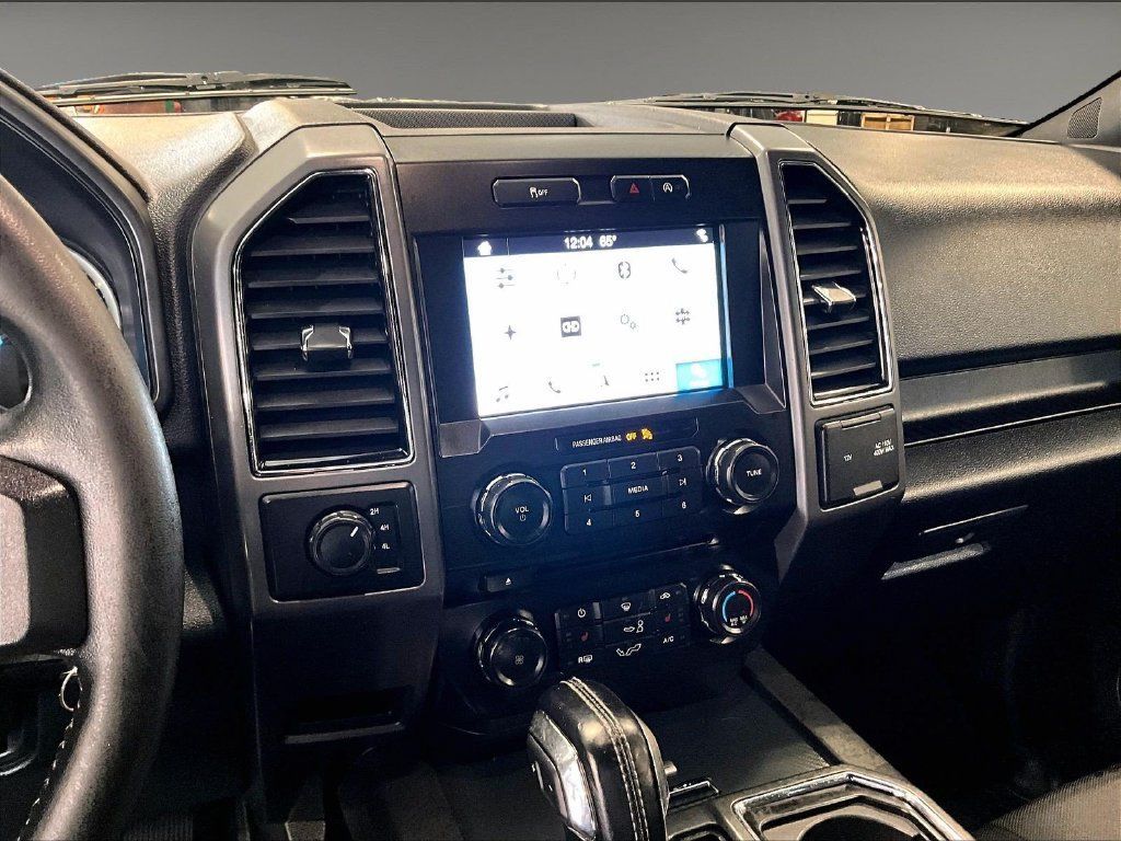 Used 2018 Ford F150 XLT w/ Equipment Group 302A Luxury AWD/4WD image 18
