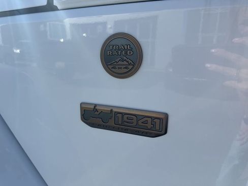 Used 2017 Jeep Wrangler 75th Anniversary image 5