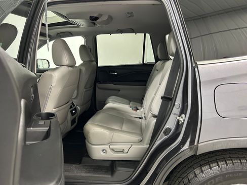Used 2019 Honda Pilot EX-L image 28
