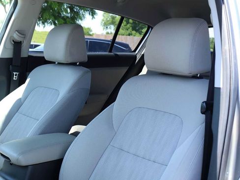 Used 2022 Kia Sportage LX FWD image 11