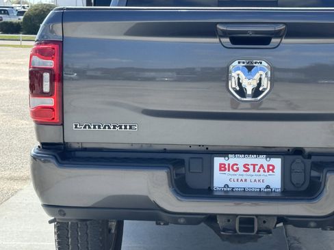 Used 2024 RAM 2500 Laramie w/ Sport Appearance Package image 11