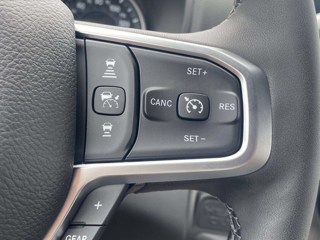 New 2026 RAM 3500 Big Horn AWD/4WD image 52
