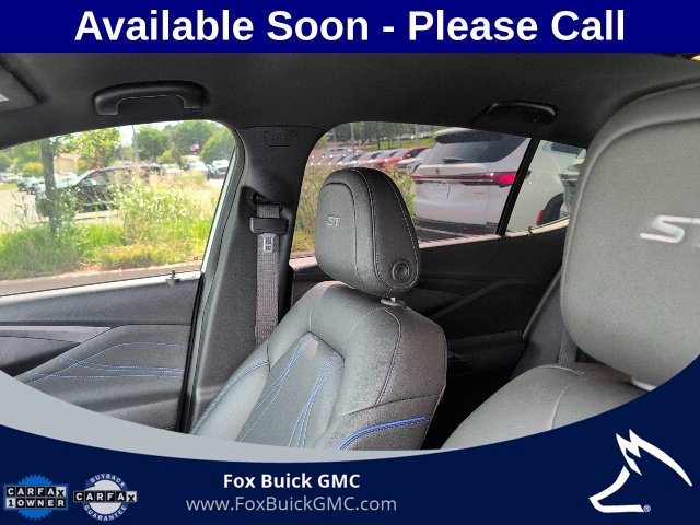 Used 2024 Buick Envista Sport Touring w/ Convenience I Package FWD image 10