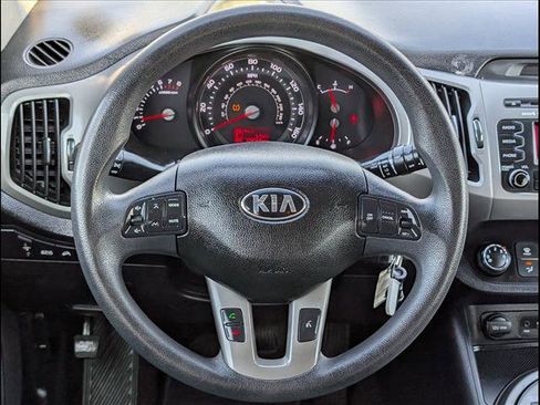 Used 2016 Kia Sportage LX FWD image 12
