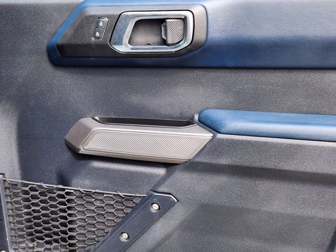 Used 2021 Ford Bronco First Edition AWD/4WD image 12