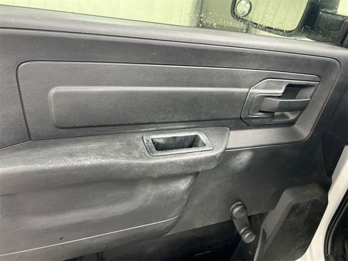 Used 2018 RAM 1500 Express image 19