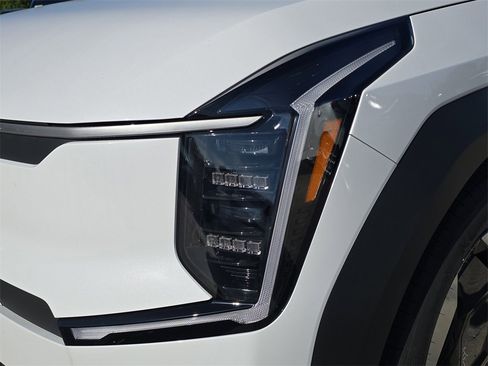 New 2026 Kia EV9 Wind image 10