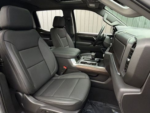 Used 2026 GMC Sierra 1500 SLT w/ SLT Premium Plus Package AWD/4WD image 35