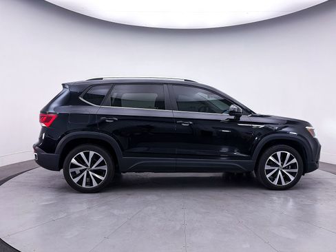Used 2023 Volkswagen Taos SE FWD image 39