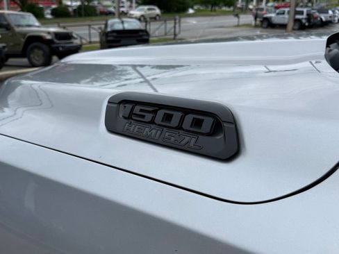 Used 2020 RAM 1500 Big Horn AWD/4WD image 11
