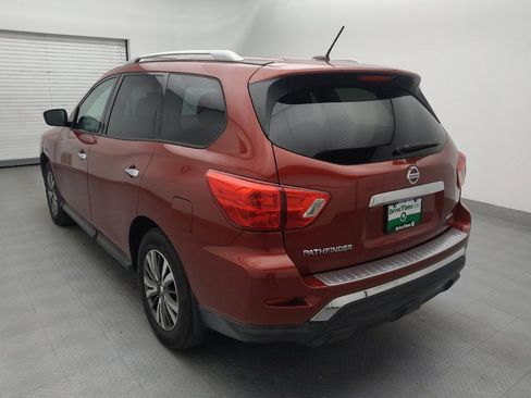 Used 2017 Nissan Pathfinder S image 5