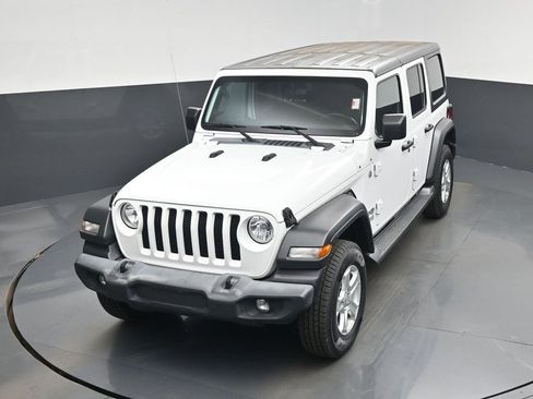 Used 2020 Jeep Wrangler Unlimited Sport S image 36