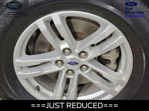 Used 2023 Ford Explorer XLT image 10