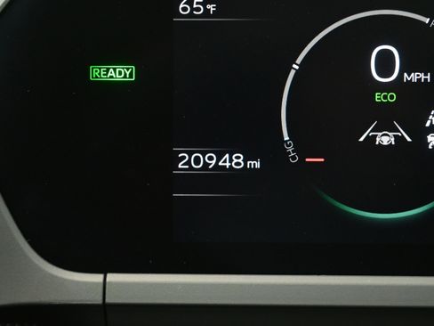 Used 2024 Toyota bZ4X Limited image 26