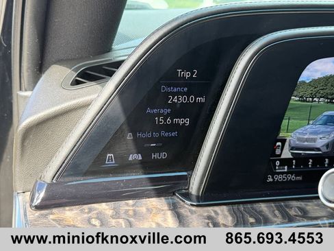 Used 2021 Cadillac Escalade Premium Luxury image 29