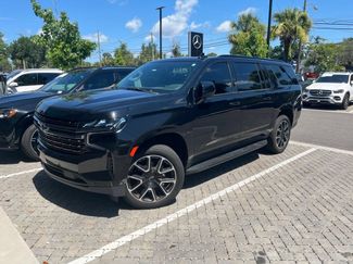 Used 2021 Chevrolet Suburban RST w/ Luxury Package AWD/4WD video 2