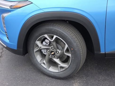 New 2026 Chevrolet Trax LT w/ Driver Confidence Package image 22