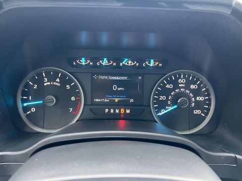 Used 2019 Ford F150 XLT w/ Equipment Group 302A Luxury AWD/4WD image 31