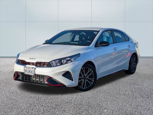 Used 2023 Kia Forte GT-Line image 1