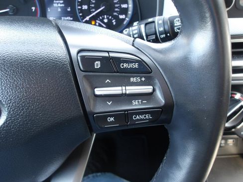 Used 2020 Hyundai Kona SEL AWD/4WD image 17