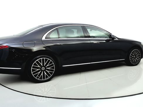 Used 2023 Mercedes-Benz S 500 4MATIC image 7
