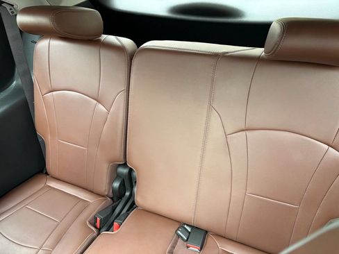 Used 2020 Buick Enclave Avenir w/ Avenir Technology Package FWD image 11