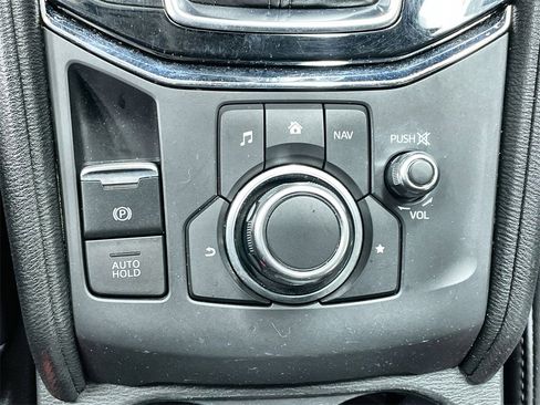 Used 2018 MAZDA CX-5 Touring w/ Preferred Equipment Package image 25