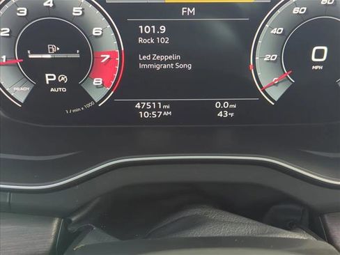 Used 2021 Audi Q5 Premium Plus w/ Premium Plus Package image 9