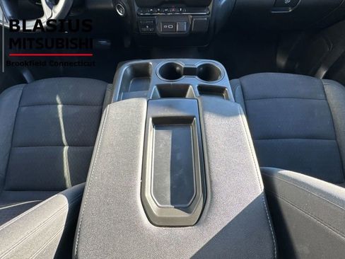 Used 2023 Chevrolet Silverado 1500 Custom image 19