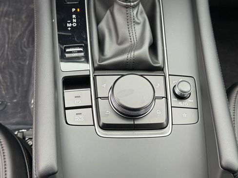 New 2026 MAZDA MAZDA3 2.5 S Sedan w/ Preferred Pkg image 19