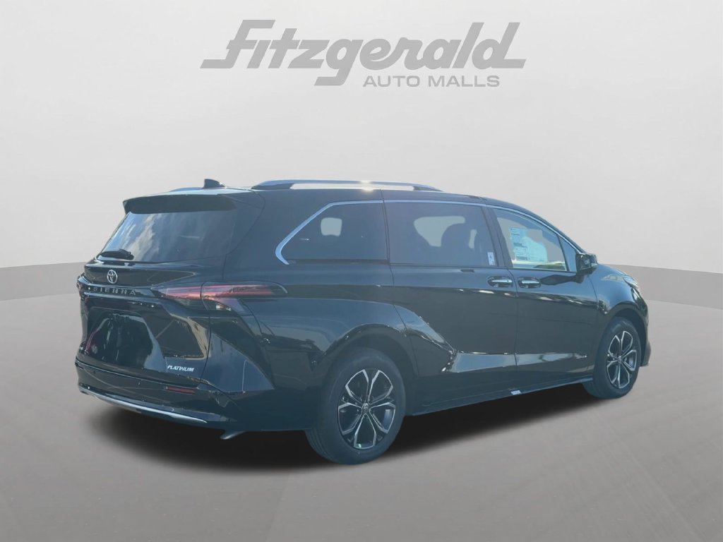 Used 2026 Toyota Sienna Platinum AWD/4WD image 8